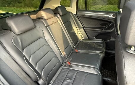 Volkswagen Tiguan II, 2017 год, 2 550 000 рублей, 33 фотография