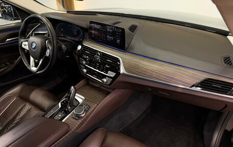 BMW 5 серия, 2020 год, 4 240 000 рублей, 20 фотография