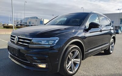 Volkswagen Tiguan II, 2020 год, 2 550 000 рублей, 1 фотография