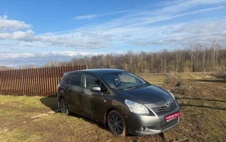 Toyota Verso I, 2012 год, 960 000 рублей, 1 фотография