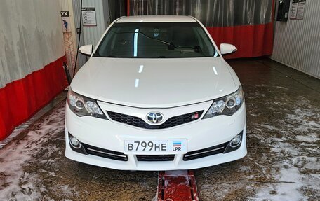 Toyota Camry, 2013 год, 1 700 000 рублей, 4 фотография