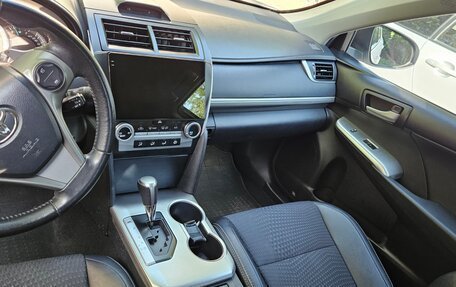 Toyota Camry, 2013 год, 1 700 000 рублей, 9 фотография