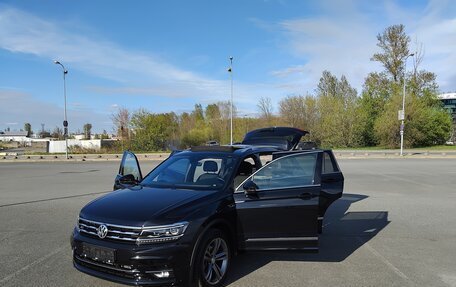 Volkswagen Tiguan II, 2020 год, 2 550 000 рублей, 4 фотография