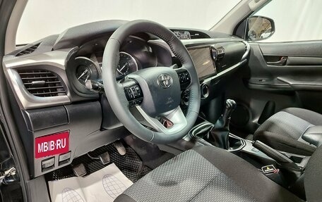 Toyota Hilux VIII, 2021 год, 3 500 000 рублей, 17 фотография