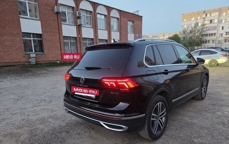 Volkswagen Tiguan II, 2022 год, 4 100 000 рублей, 7 фотография