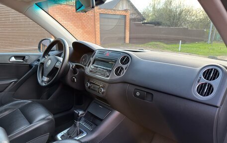 Volkswagen Tiguan I, 2010 год, 890 000 рублей, 10 фотография