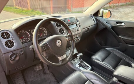 Volkswagen Tiguan I, 2010 год, 890 000 рублей, 8 фотография