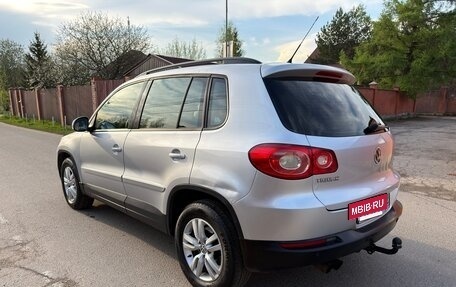 Volkswagen Tiguan I, 2010 год, 890 000 рублей, 3 фотография