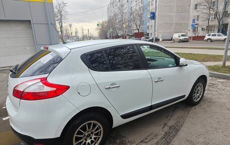 Renault Megane III, 2014 год, 800 000 рублей, 4 фотография