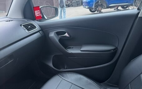 Volkswagen Polo VI (EU Market), 2019 год, 850 000 рублей, 25 фотография