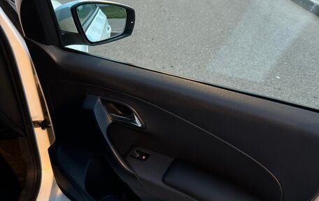 Volkswagen Polo VI (EU Market), 2019 год, 850 000 рублей, 39 фотография