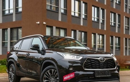 Toyota Highlander, 2026 год, 5 250 000 рублей, 2 фотография