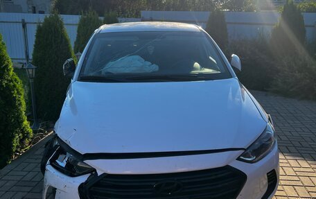 Hyundai Elantra VI рестайлинг, 2018 год, 550 000 рублей, 2 фотография