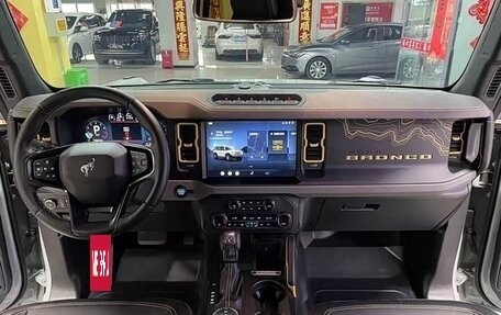 Ford Bronco, 2024 год, 8 980 000 рублей, 8 фотография