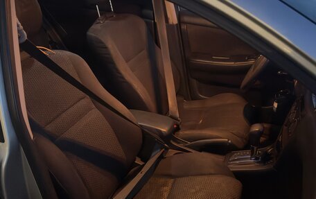 Toyota Corolla, 2004 год, 550 000 рублей, 9 фотография
