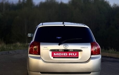 Toyota Corolla, 2004 год, 550 000 рублей, 5 фотография
