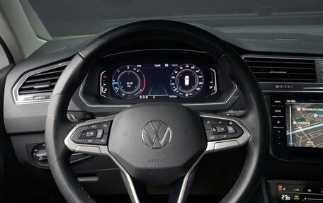 Volkswagen Tiguan II, 2023 год, 3 600 000 рублей, 3 фотография