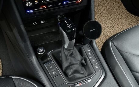 Volkswagen Tiguan II, 2023 год, 3 600 000 рублей, 9 фотография