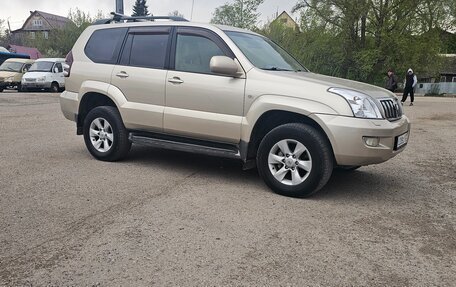 Toyota Land Cruiser Prado 120 рестайлинг, 2007 год, 1 950 000 рублей, 2 фотография