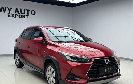 Toyota Yaris, 2021 год, 1 305 000 рублей, 2 фотография