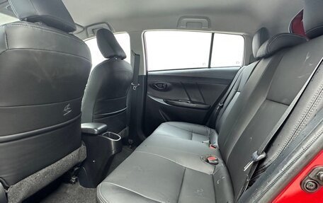 Toyota Yaris, 2021 год, 1 305 000 рублей, 9 фотография