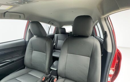 Toyota Yaris, 2021 год, 1 305 000 рублей, 16 фотография