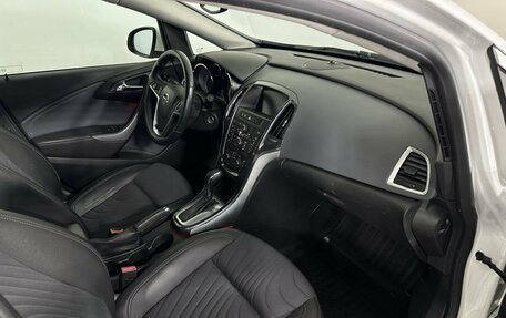 Opel Astra J, 2013 год, 899 600 рублей, 14 фотография