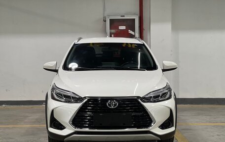 Toyota Yaris, 2021 год, 1 280 000 рублей, 1 фотография