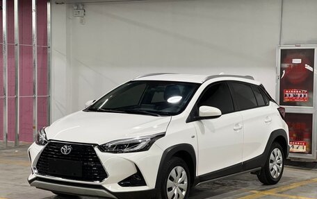 Toyota Yaris, 2021 год, 1 280 000 рублей, 3 фотография