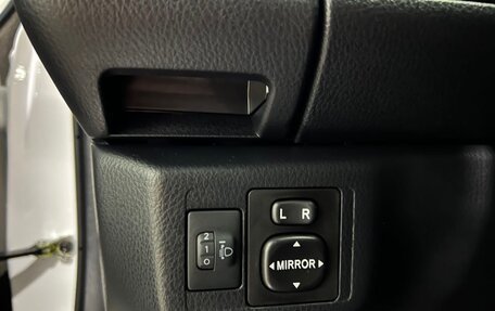 Toyota Yaris, 2021 год, 1 280 000 рублей, 9 фотография