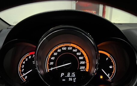 Toyota Yaris, 2021 год, 1 280 000 рублей, 14 фотография