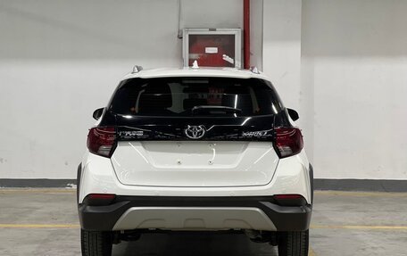 Toyota Yaris, 2021 год, 1 280 000 рублей, 4 фотография