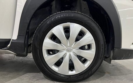 Toyota Yaris, 2021 год, 1 280 000 рублей, 16 фотография