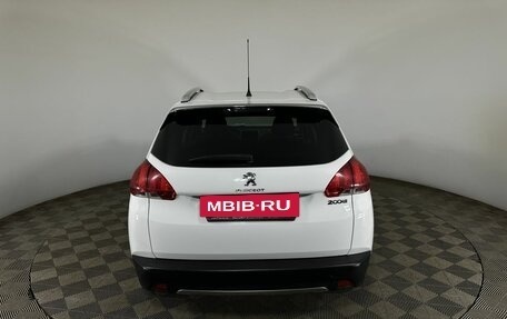Peugeot 2008 II, 2014 год, 880 000 рублей, 3 фотография