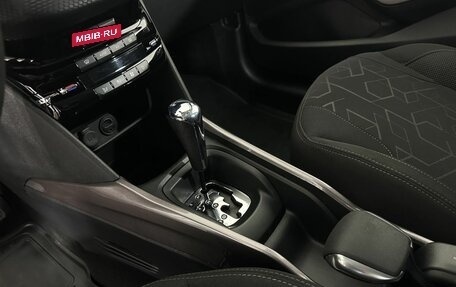 Peugeot 2008 II, 2014 год, 880 000 рублей, 13 фотография