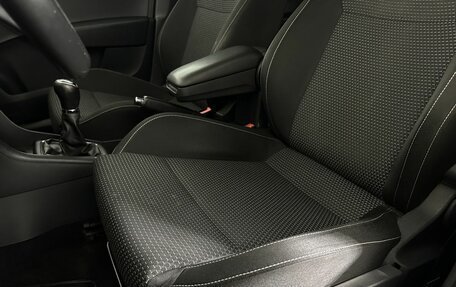 Skoda Rapid I, 2015 год, 940 000 рублей, 10 фотография