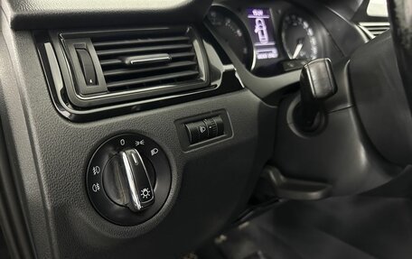 Skoda Rapid I, 2015 год, 940 000 рублей, 9 фотография