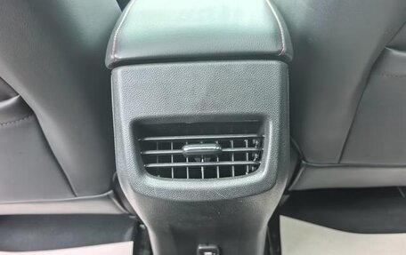 Chevrolet Orlando, 2023 год, 1 329 003 рублей, 21 фотография