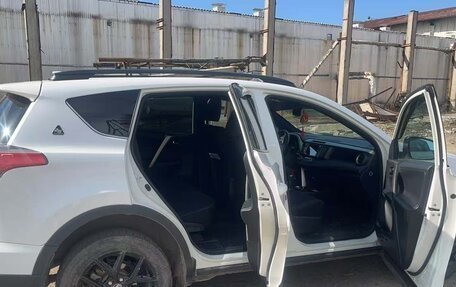 Toyota RAV4, 2018 год, 2 488 880 рублей, 8 фотография