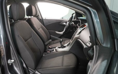Opel Astra J, 2011 год, 749 000 рублей, 8 фотография