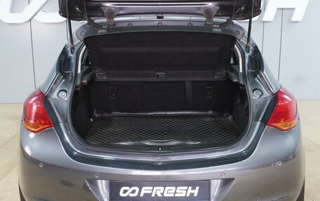 Opel Astra J, 2011 год, 749 000 рублей, 17 фотография