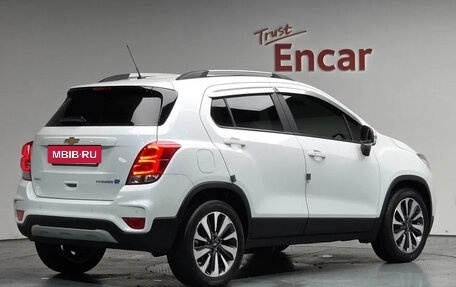 Chevrolet Trax, 2021 год, 1 047 000 рублей, 3 фотография