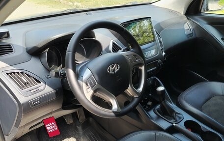 Hyundai ix35 I рестайлинг, 2011 год, 1 100 000 рублей, 12 фотография