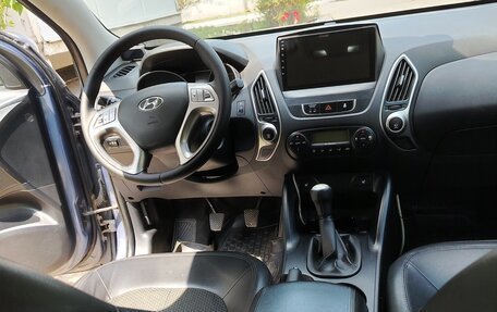 Hyundai ix35 I рестайлинг, 2011 год, 1 100 000 рублей, 16 фотография