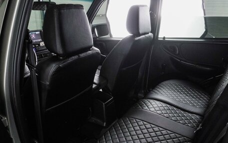 Chevrolet Niva I рестайлинг, 2017 год, 849 000 рублей, 11 фотография