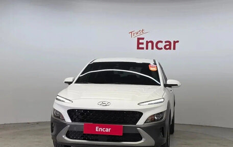 Hyundai Kona I, 2022 год, 1 373 000 рублей, 3 фотография