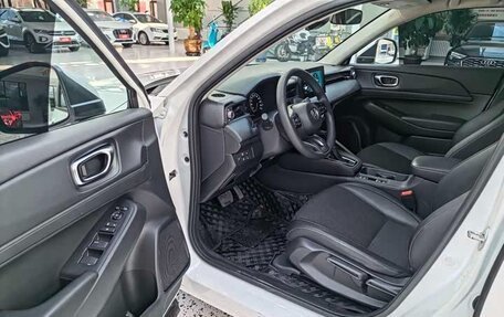 Honda Vezel, 2023 год, 1 900 000 рублей, 6 фотография