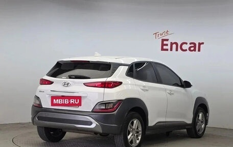 Hyundai Kona I, 2022 год, 1 373 000 рублей, 2 фотография