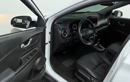 Hyundai Kona I, 2022 год, 1 360 000 рублей, 5 фотография
