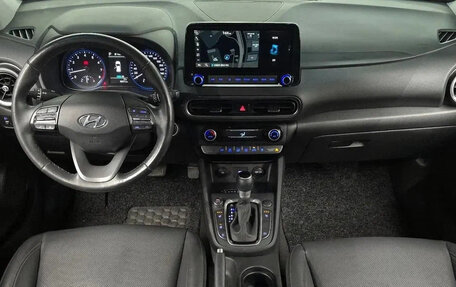 Hyundai Kona I, 2022 год, 1 360 000 рублей, 6 фотография